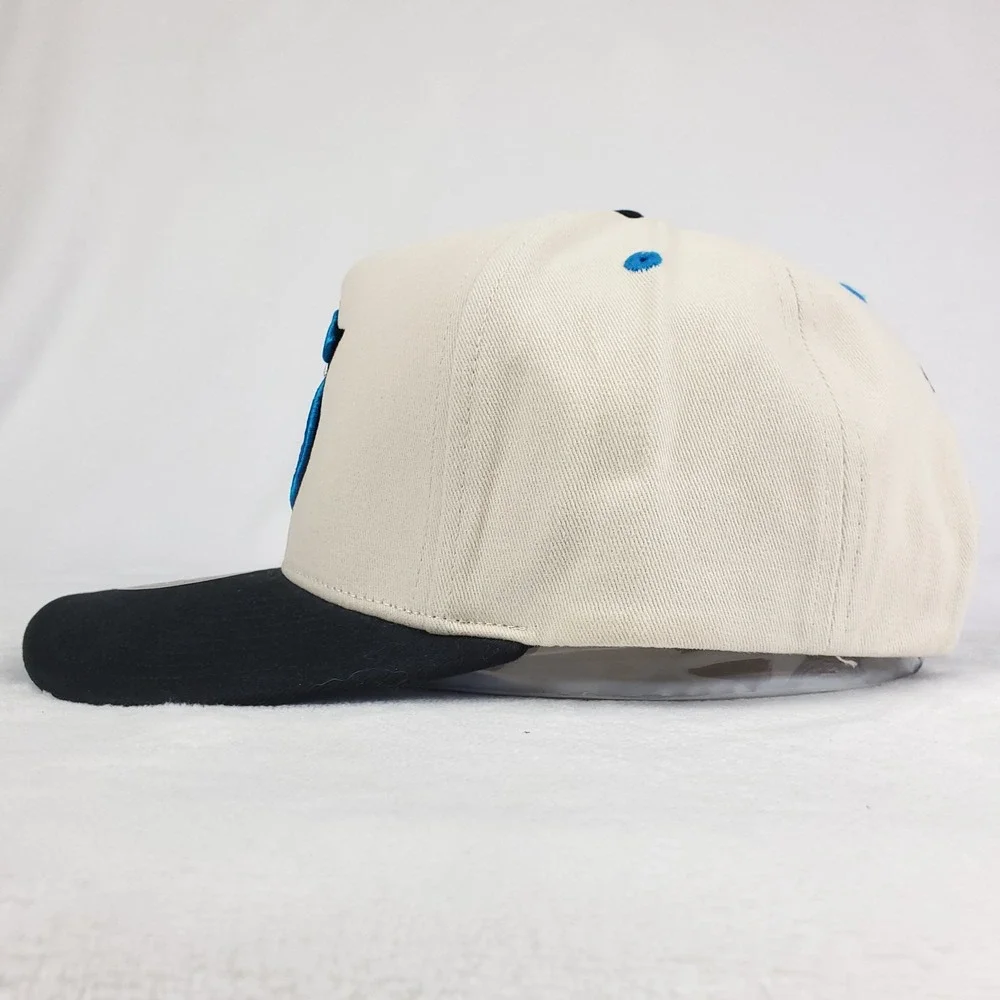 Seattle Kraken Mitchell & Ness NHL Pro Fit Snapback Hat‎ Cap 3D Logo Cream NWT